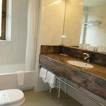 Lacreu Otel Salardú