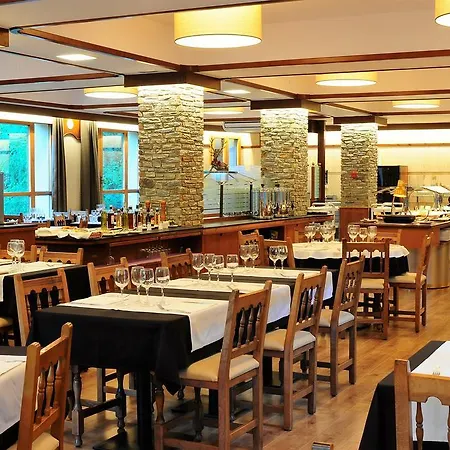 Hotel Lacreu 3*