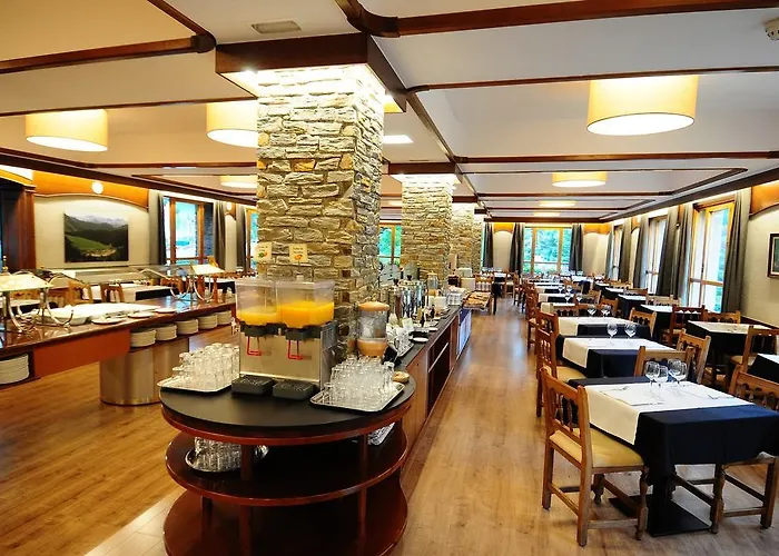 Hotel Lacreu 2*